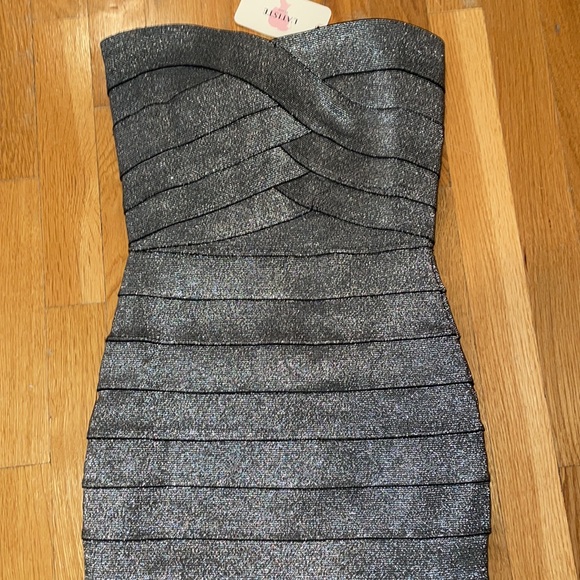 Body con L’ATISTE sexy mini dress size XS - Picture 8 of 8